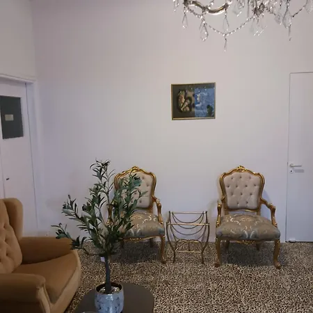 Aparthotel Heights *