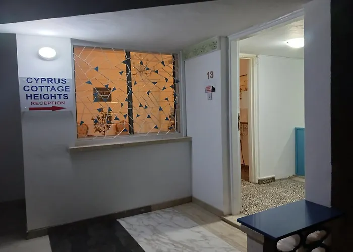 Hotel apartamentowy Heights